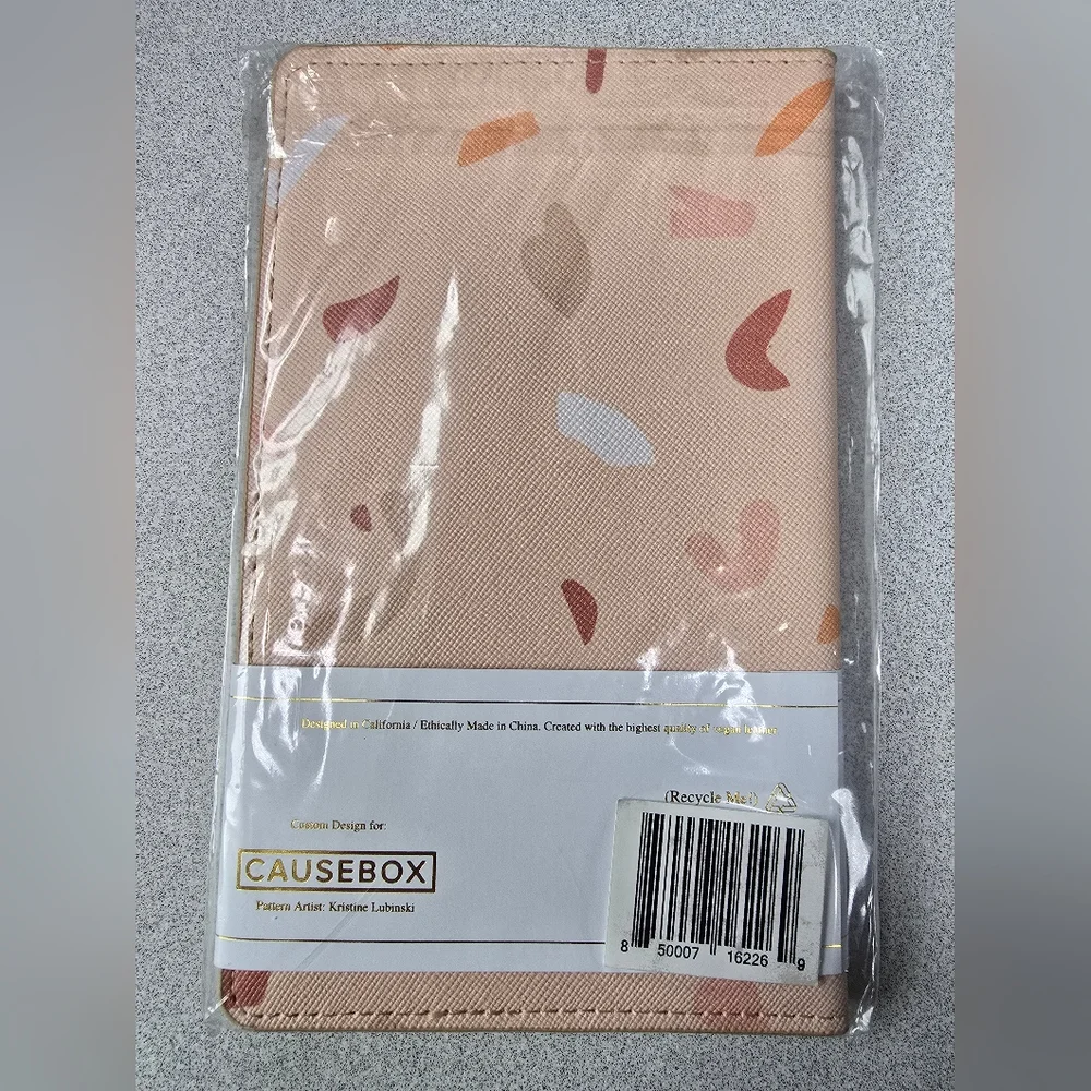 Glass Ladder & Co. Travel Wallet – Abstract Terrazzo Print (New)